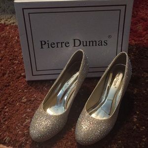 Pierre Dumas high heels 5.5