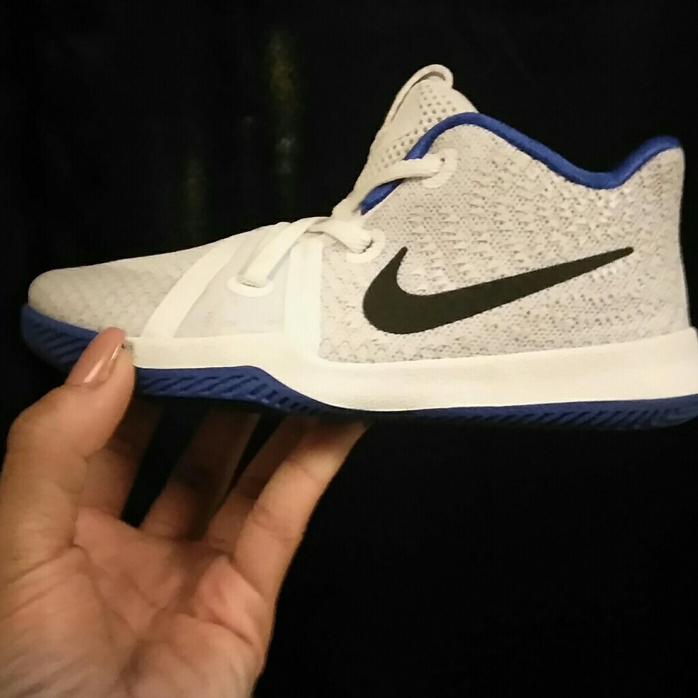 Nike Kire Irving Shoes