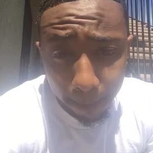 Meet your Posher, Derrick