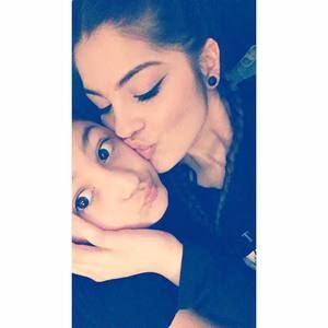 Meet your Posher, Sabrina