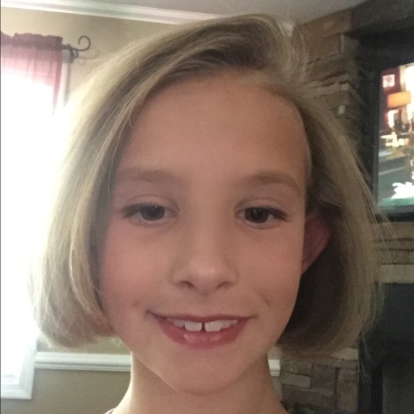 Meet your Posher, Makayla - Picture 1 of 1