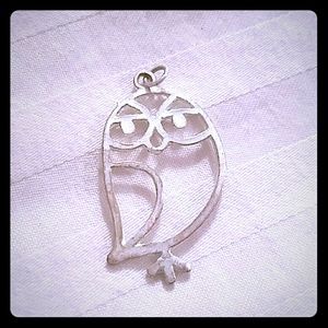 Owl Charm in silver.