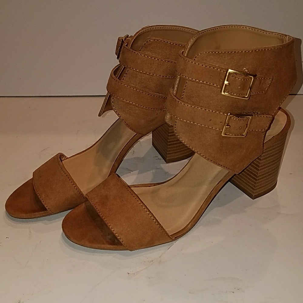 OFFER? A'GACI Sandals