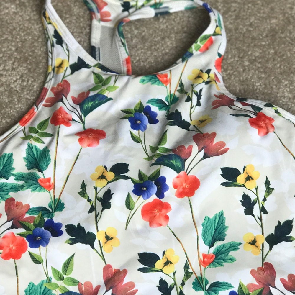 Fabletics sports bra