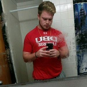 Meet your Posher, Zac