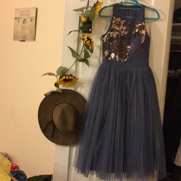 ASOS  |  Little Mistress Party Dress  |  Size 4 - Picture 2 of 3