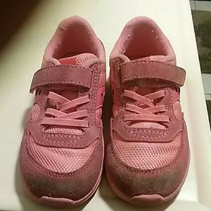 Toddler 9 saucony jazz lite pink