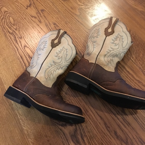 Ariat Shoes - PRICE DROP 🎉 Ariat Fat Baby Boots