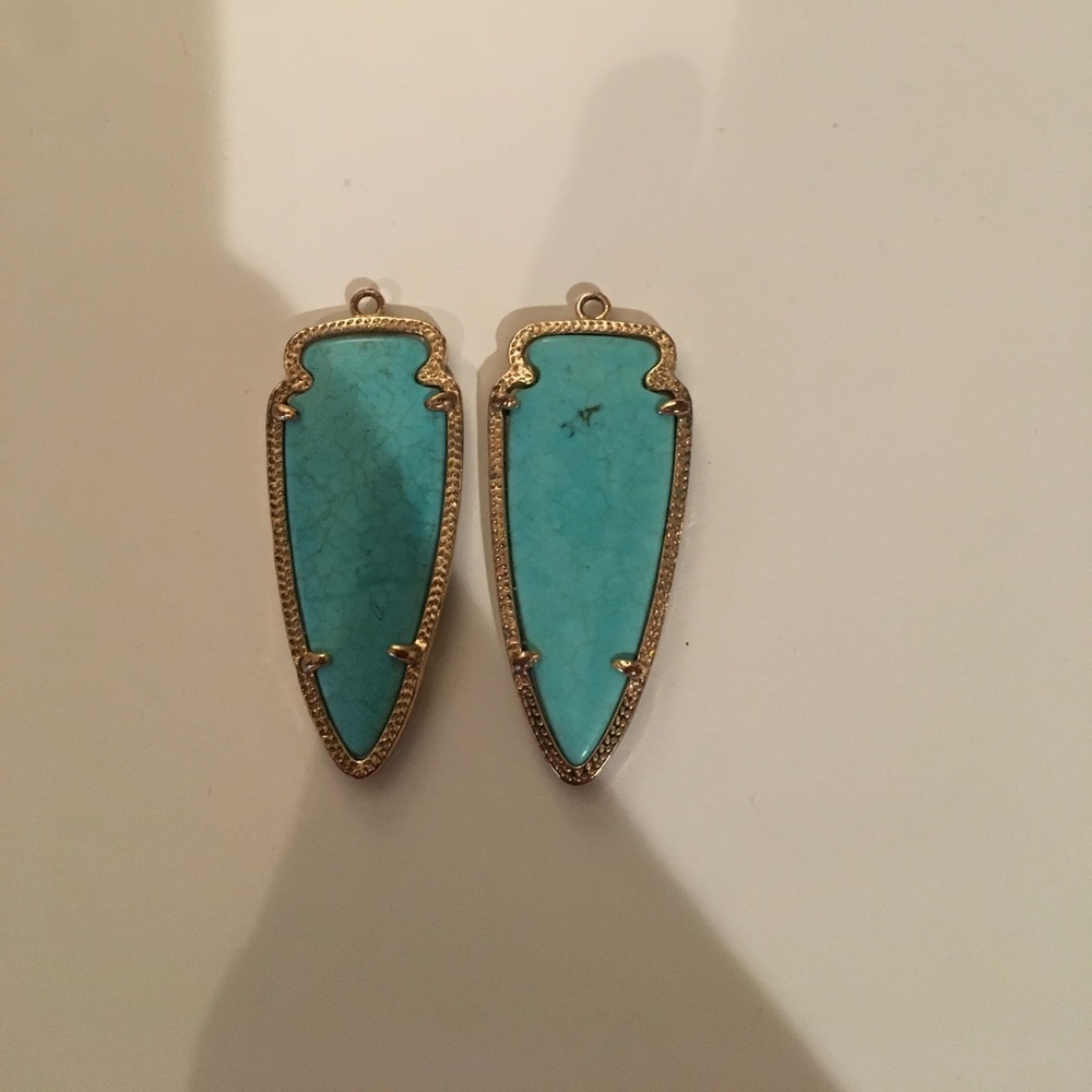 Kendra Scott earrings