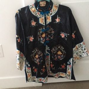 Gorgeous kimono-style women's blouse from China