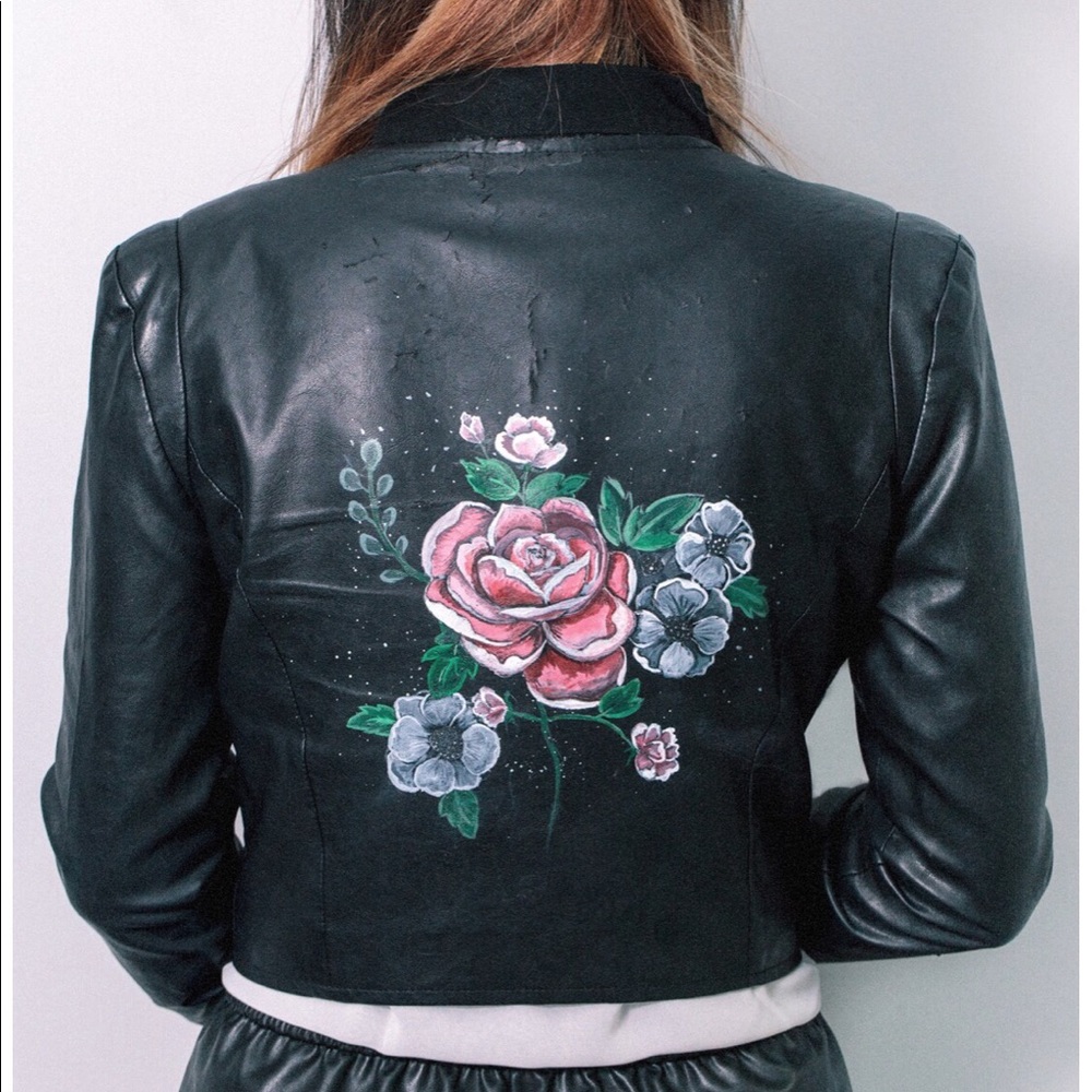 Bespoke hand painted leather jacket 🌸🖤