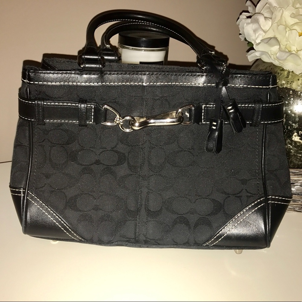 Authentic black coach signature Hamptons tote