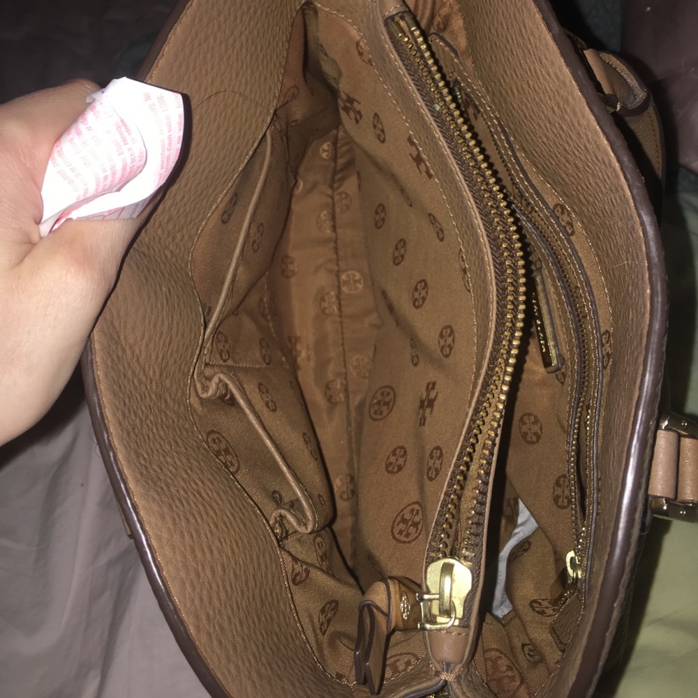 SOLD! Leather pebbled tan Tory burch purse - Picture 3 of 5