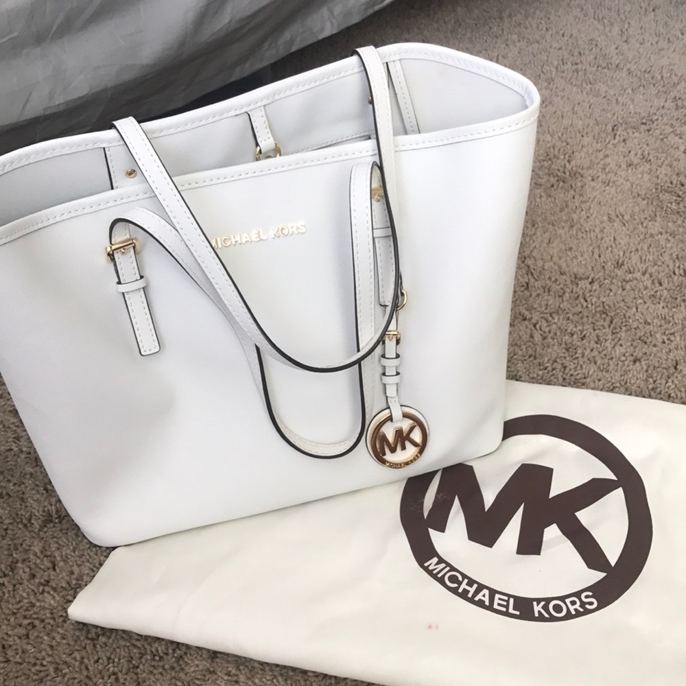 Michael Kors Jet Set Travel Purse