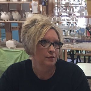 Meet your Posher, Paula