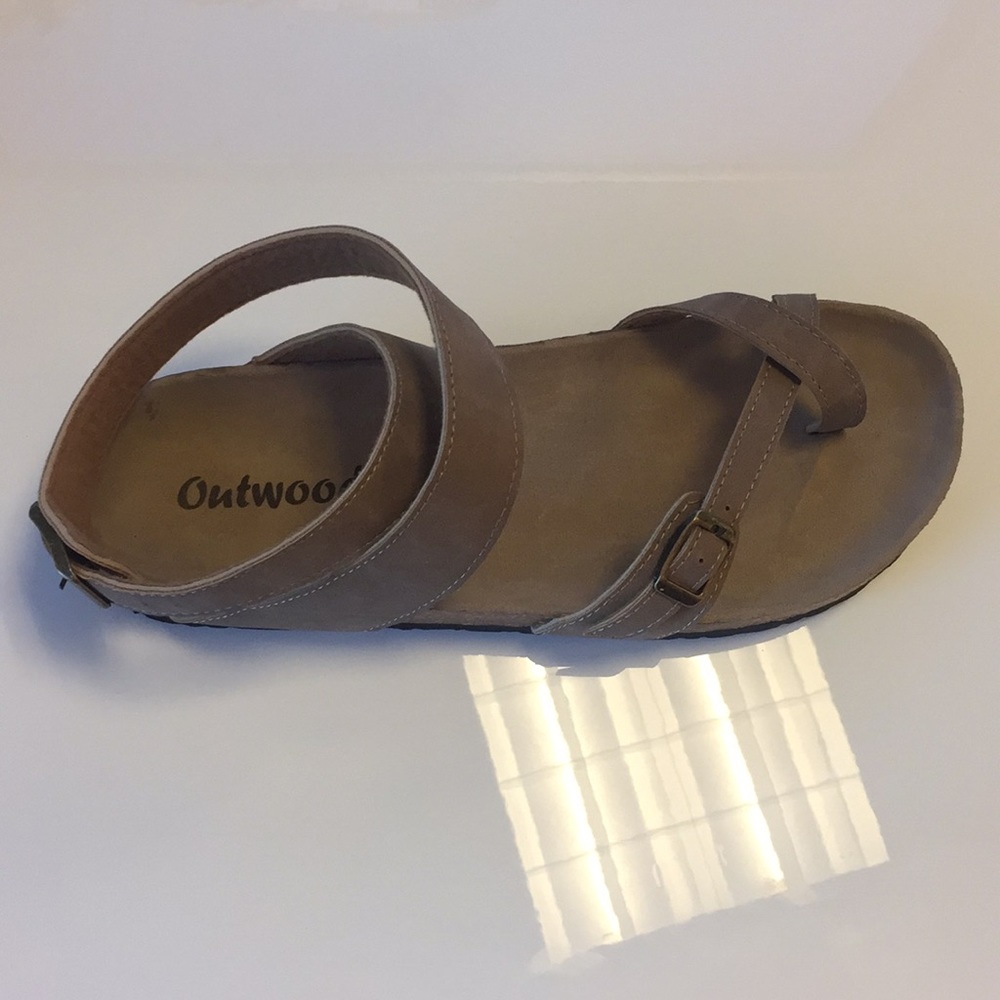 Lookalike Birkenstocks
