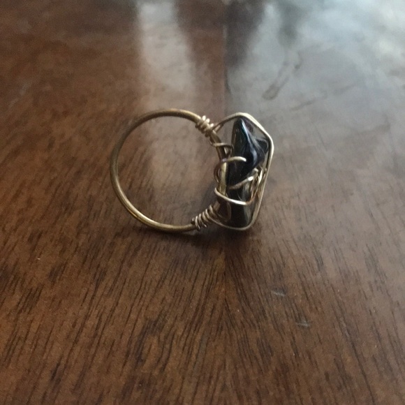 Gold Wire Wrapped Stone SZ 7 - Picture 3 of 5