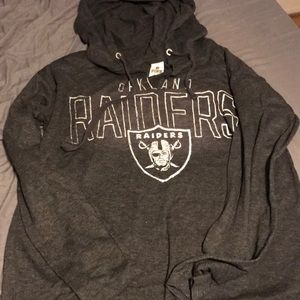 VS RAIDERS HOODIE