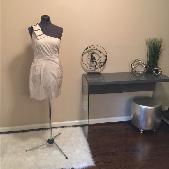 Sexy one shoulder light khaki dress - Picture 1 of 7
