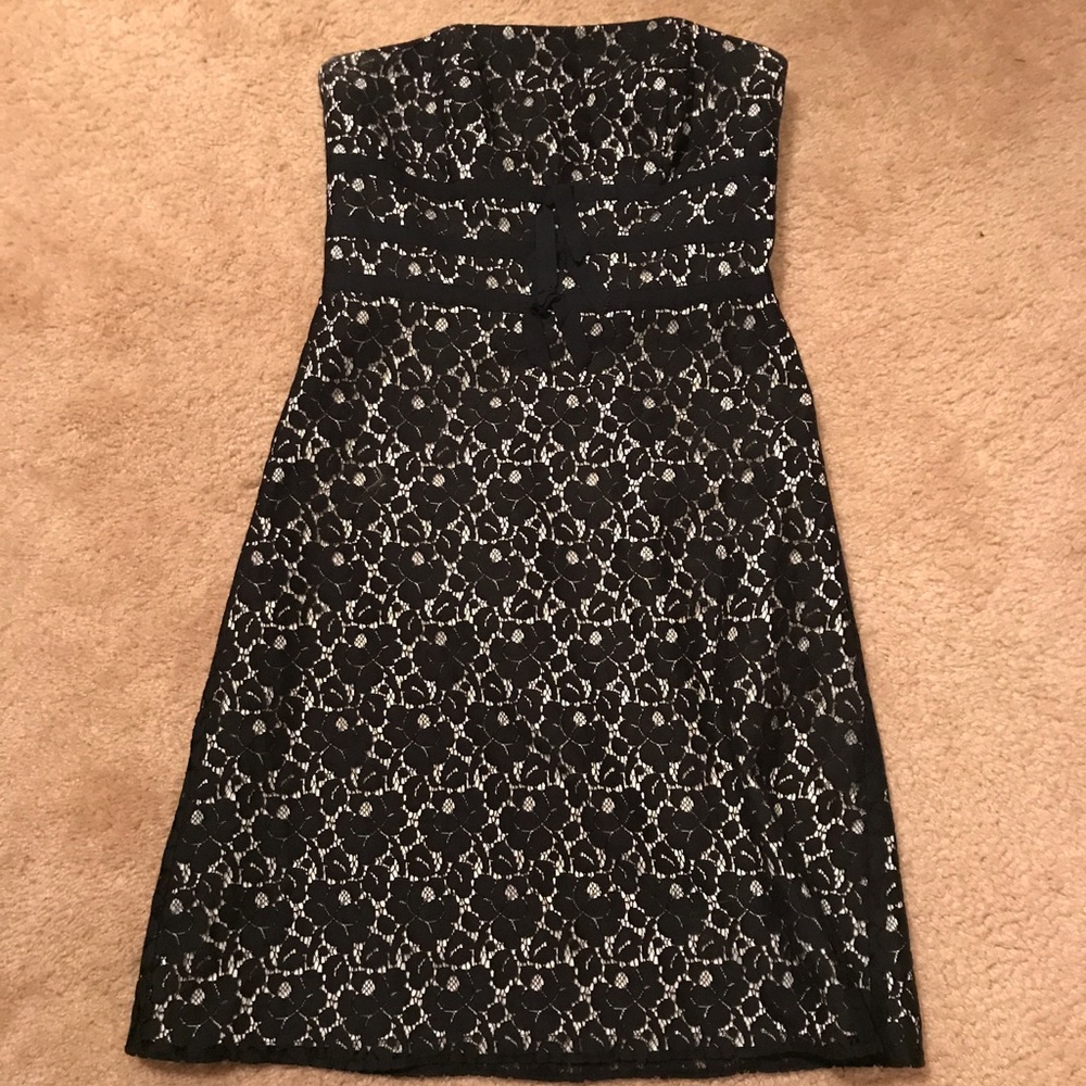 White House Black Market dress size 4