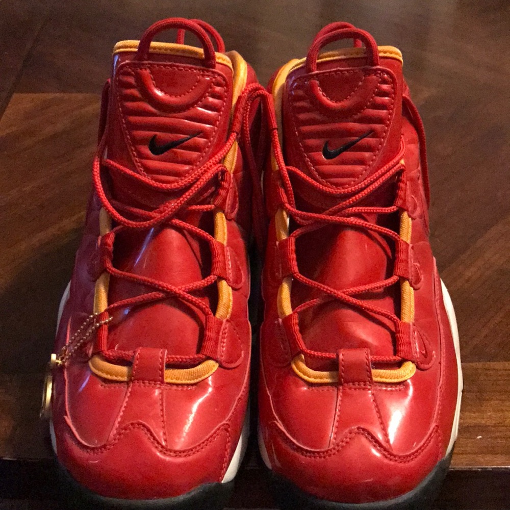 Nike Air Tempo sneakers