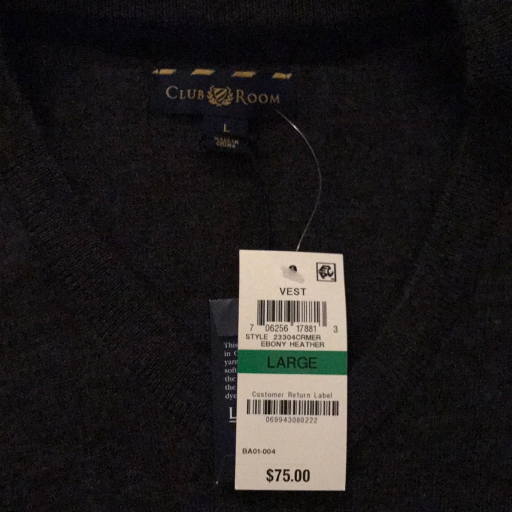 Club room vest. Size L brand new - Picture 2 of 3