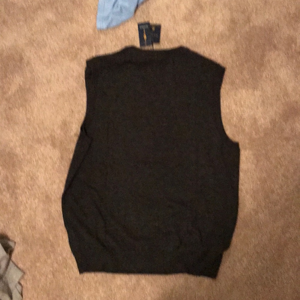 Club room vest. Size L brand new - Picture 3 of 3