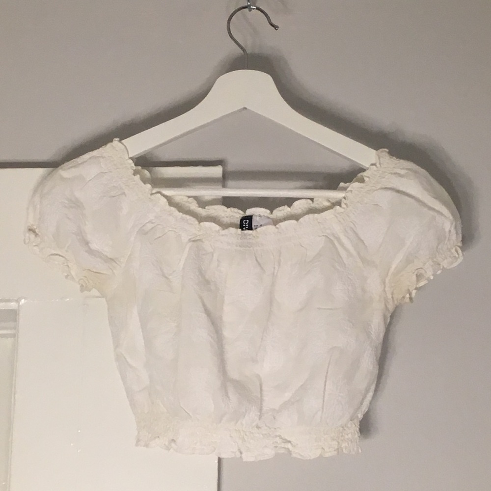 H&M white embroidered crop top