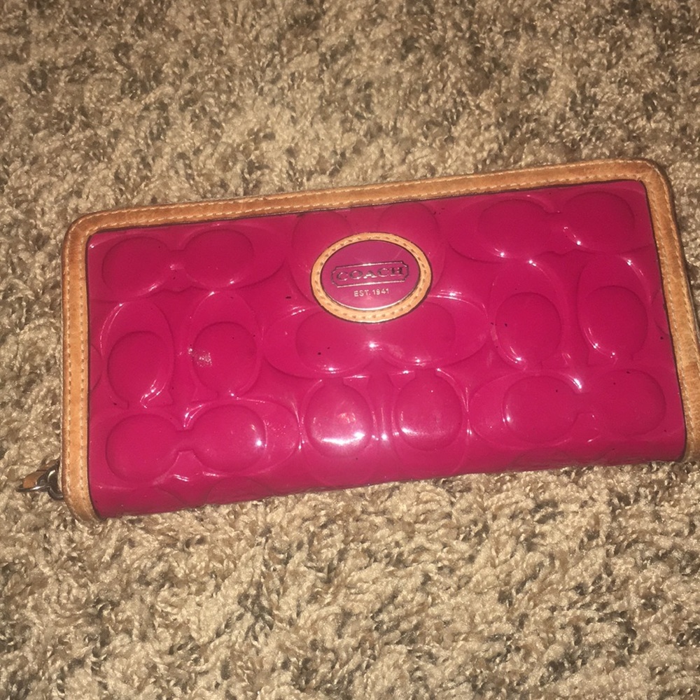 VERY USED COACH WALLET