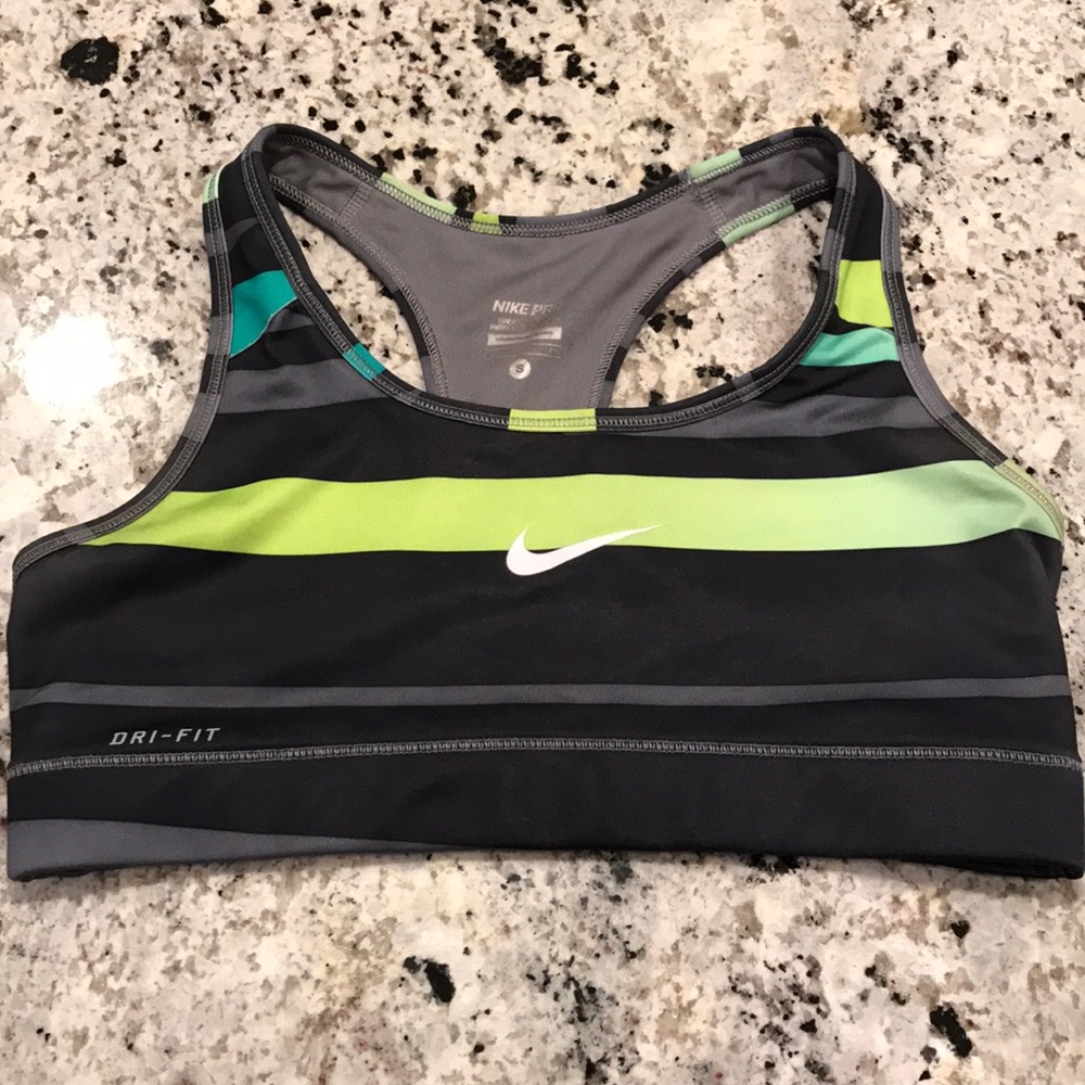Nike Pro Sports Bra