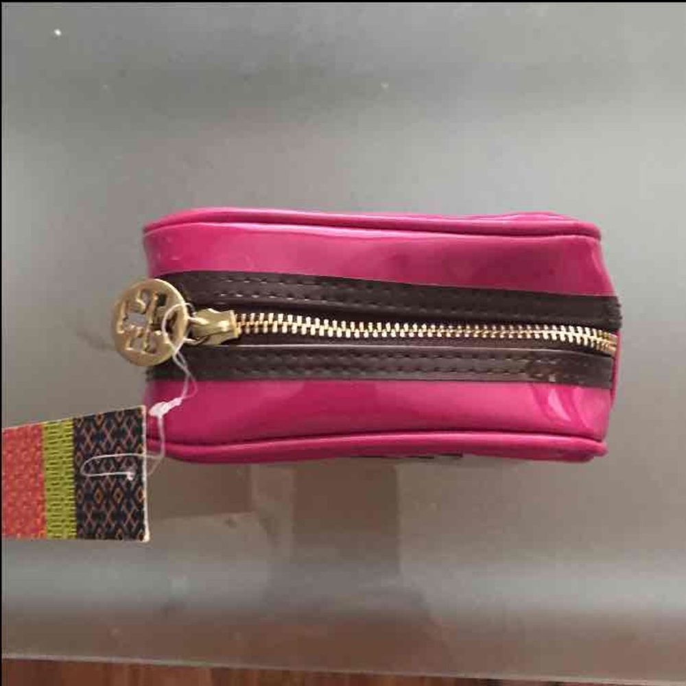 ❌SOLD❌Tory Burch Cosmetic Case - Picture 2 of 3