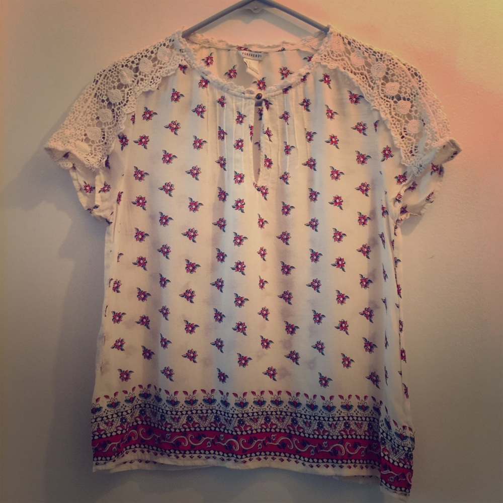 Bohemian top. Great colors