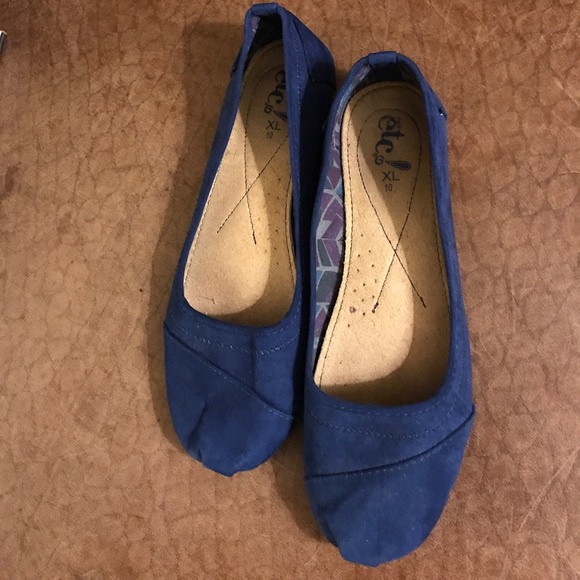 Rue 21 etc! Flats - Picture 4 of 4