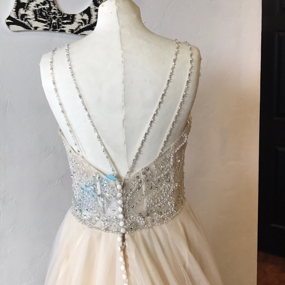 Blue by Mori Lee 5565 - Picture 4 of 7