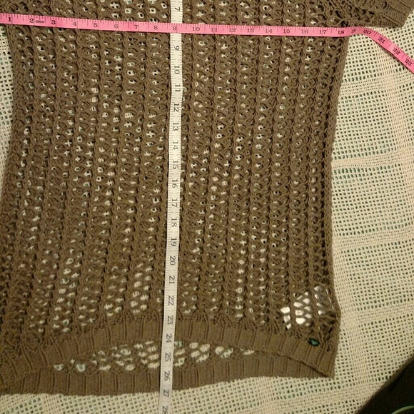 Roxy Open Knit Sz S Scoop NeckLine Taupe Top - Picture 8 of 8