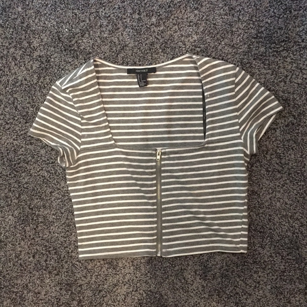 Crop top