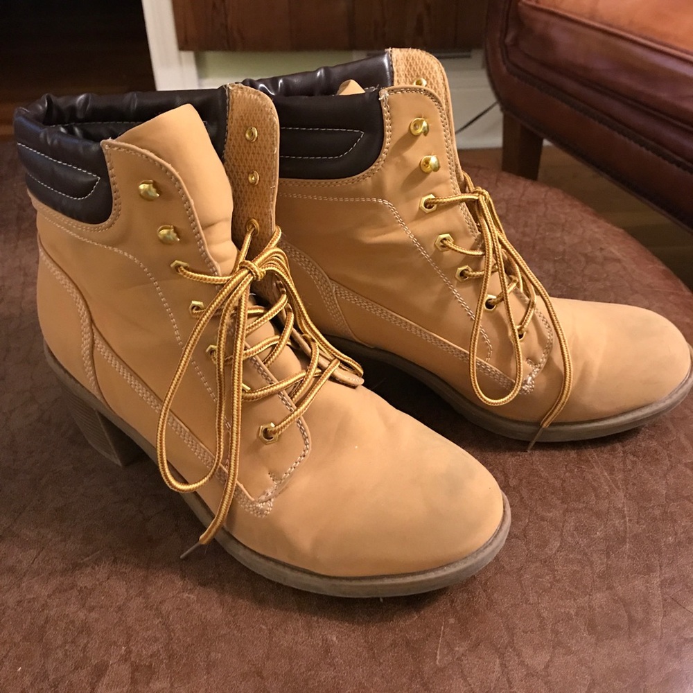 Wild Diva Lounge ankle boots