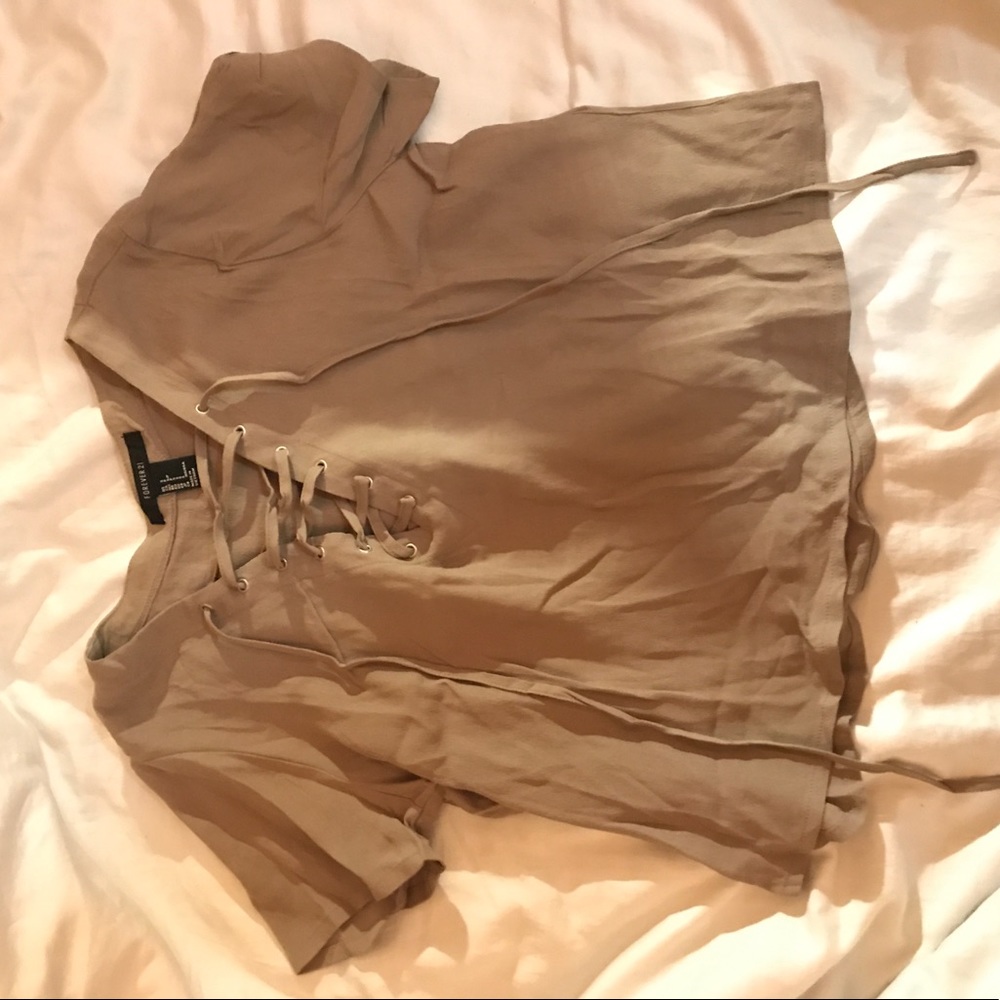 Lace up cropped T-shirt