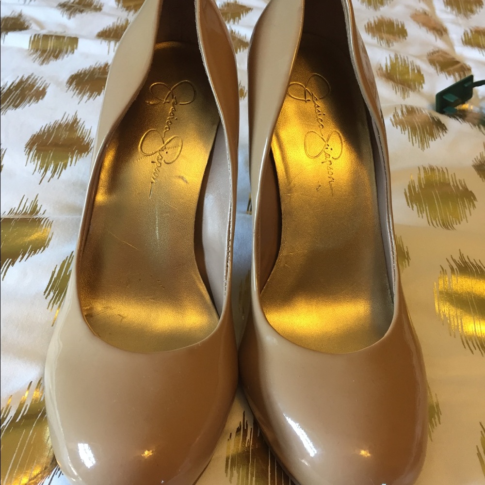 Size 8.5 Jessica Simpson nude heels
