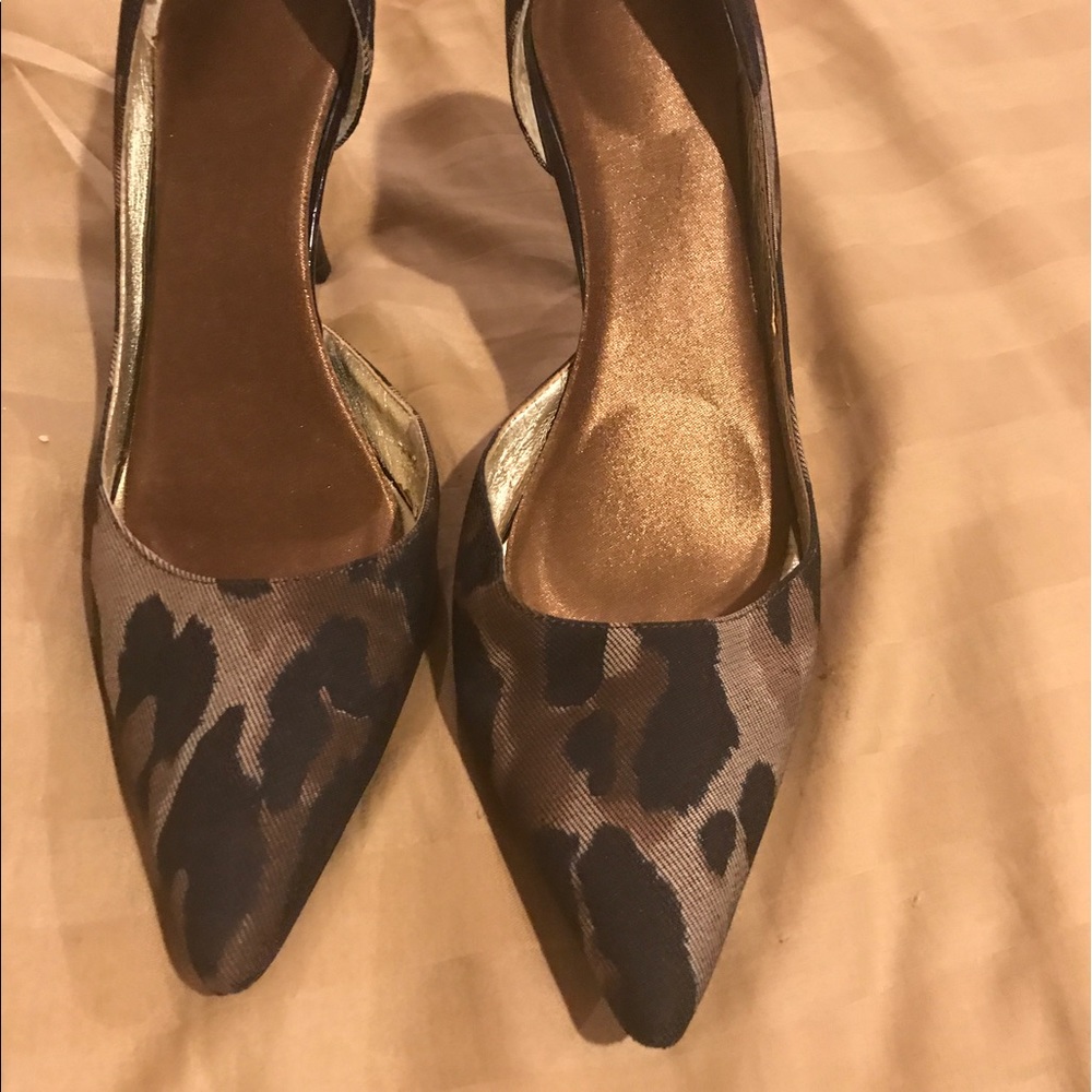 Shoes - Picture 4 of 4