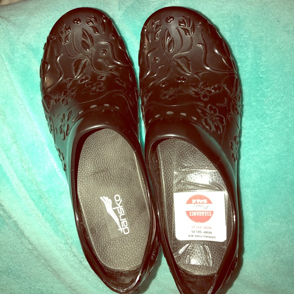 Dansko nonslip shoes