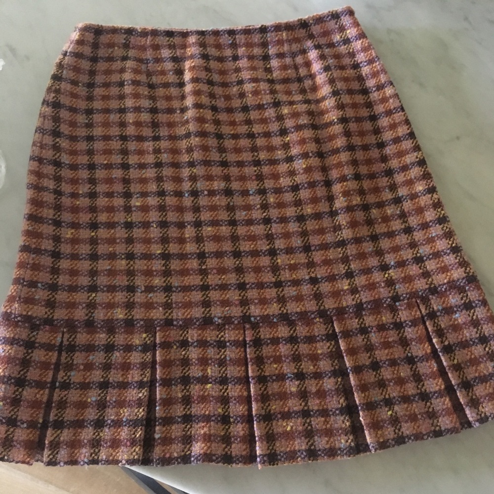 Harolds plaid fall skirt size 2. Like new