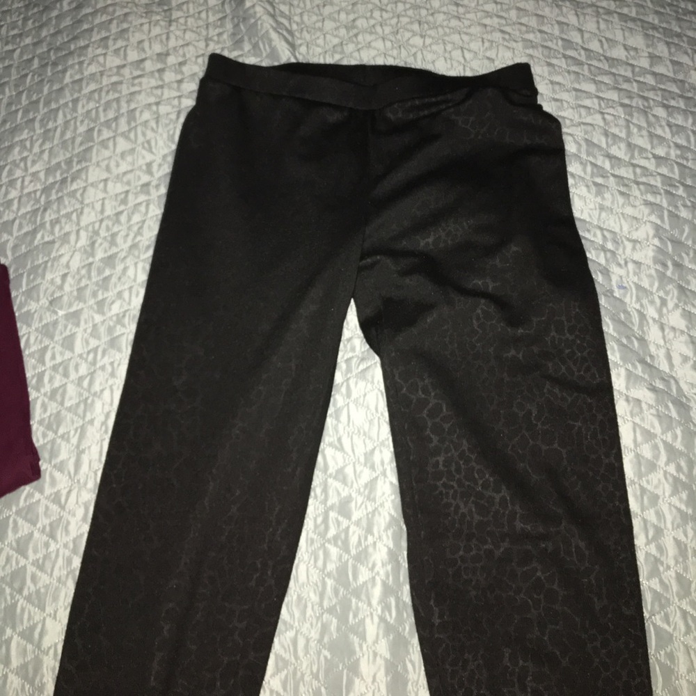 Giraffe print leggings