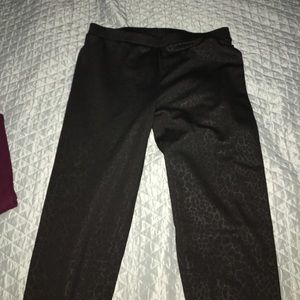 Giraffe print leggings