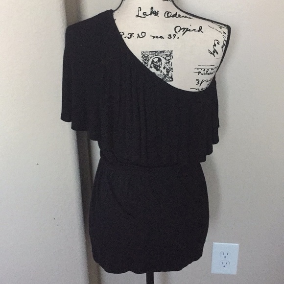 Off the shoulder top - Picture 2 of 5