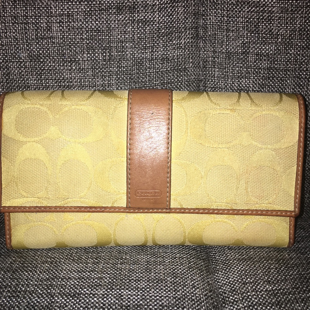 Authentic Coach Signature Wallet