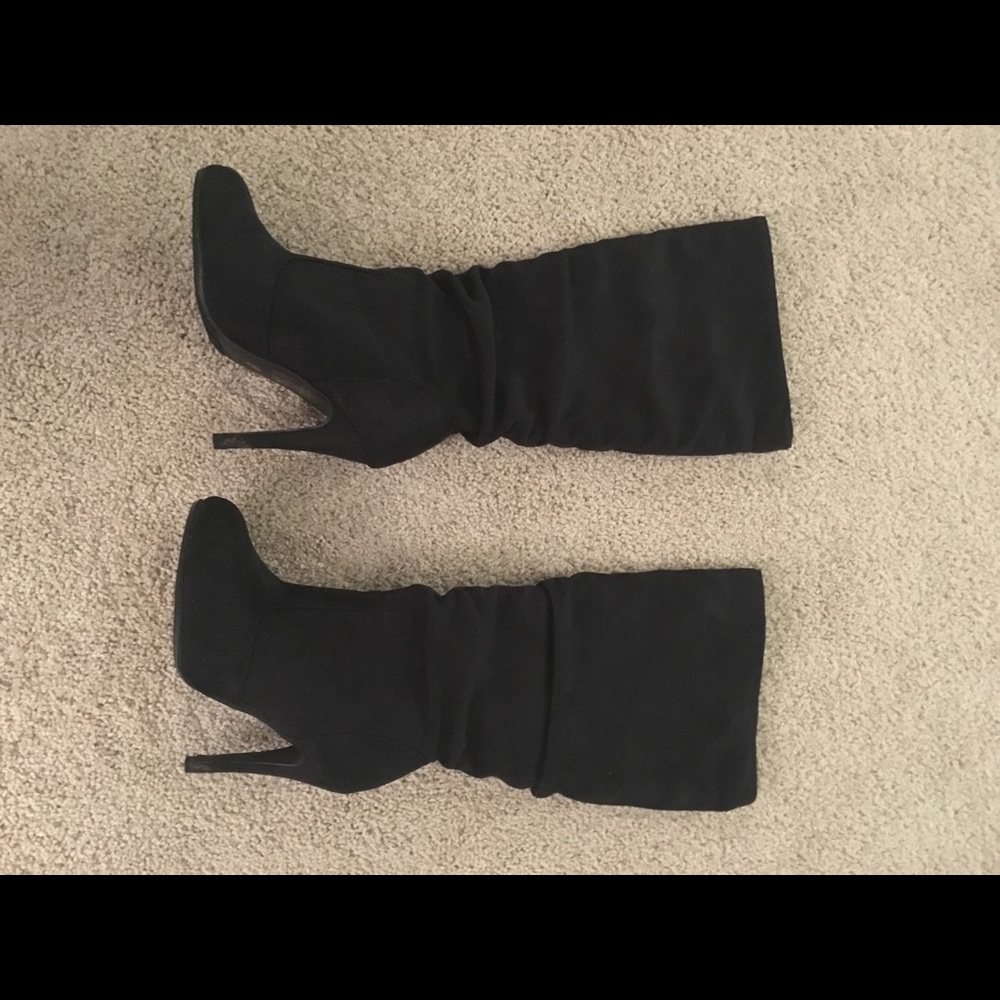 Shoedazzle knee high suede boots