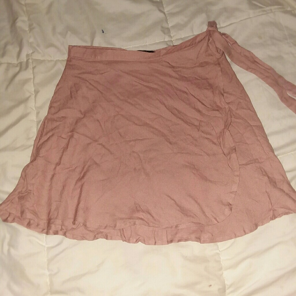💥NEW💥Forever 21 Skirt - Picture 1 of 3
