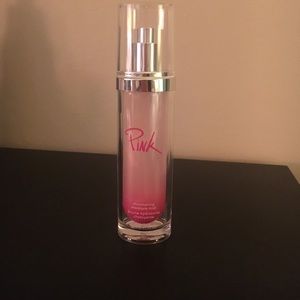 Pink shimmering moisture mist