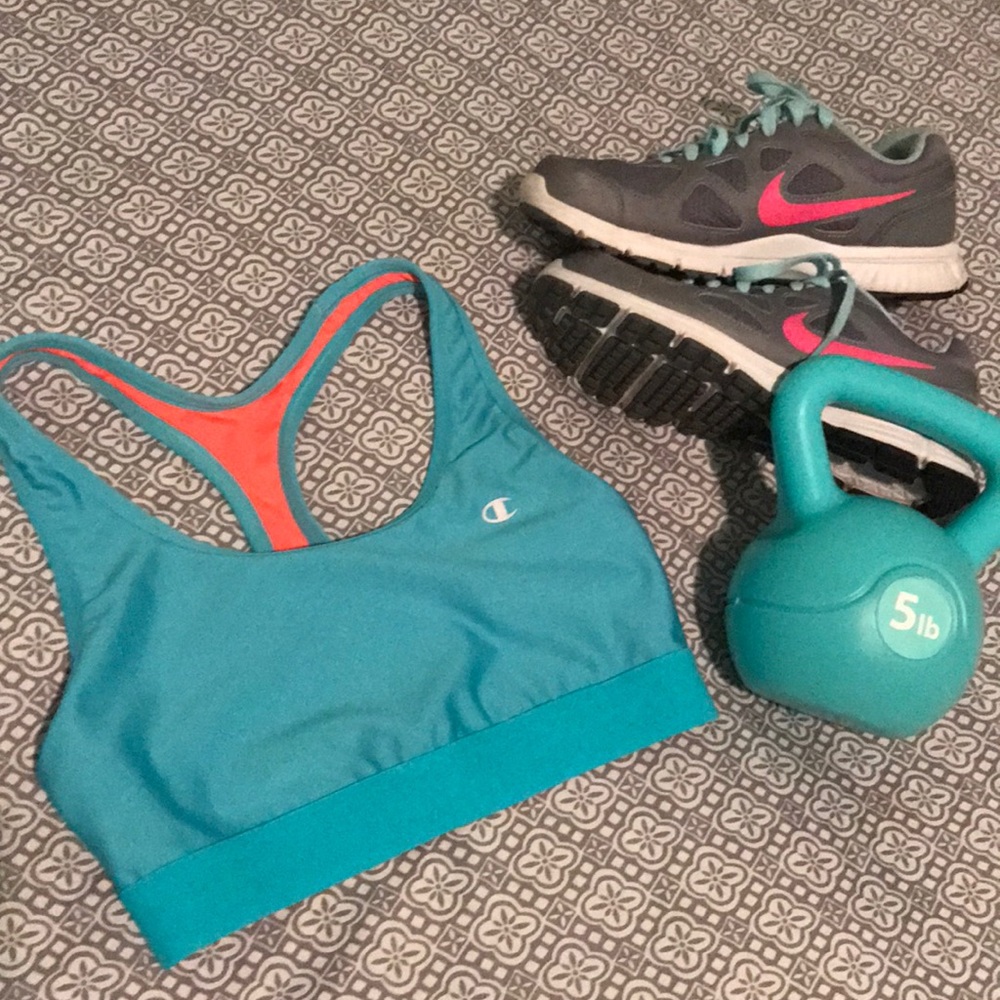 ⭐️NWOT Champion sports bra